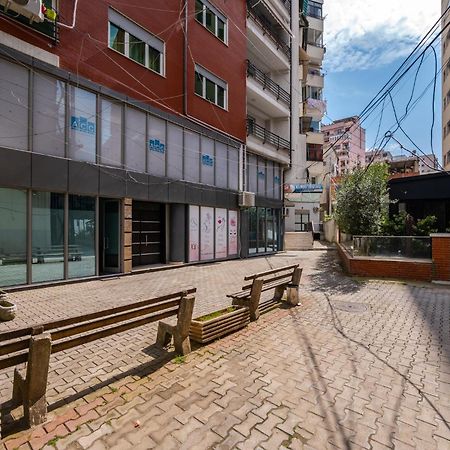 Lucas Central Home Tirana Buitenkant foto